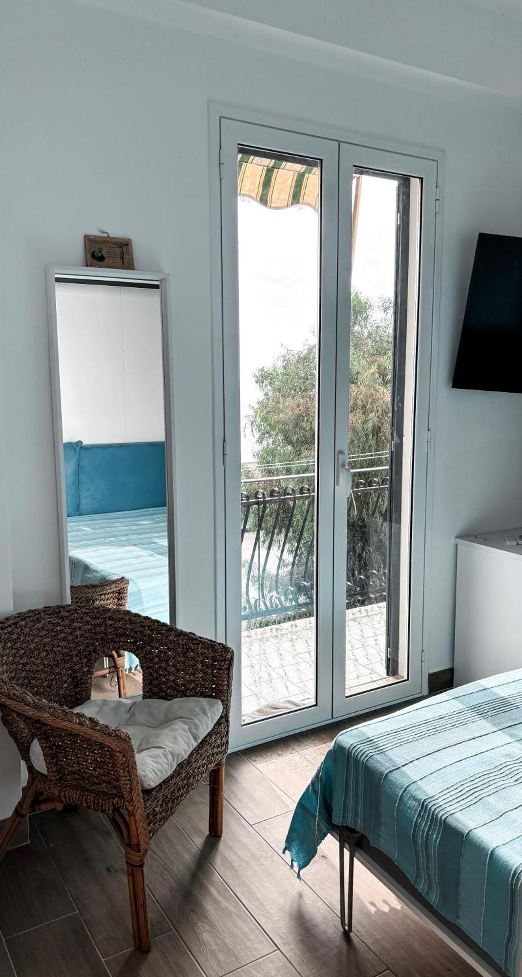 Bilocale Affacciato Sullo Stretto Apartment เมสซีนา ภายนอก รูปภาพ